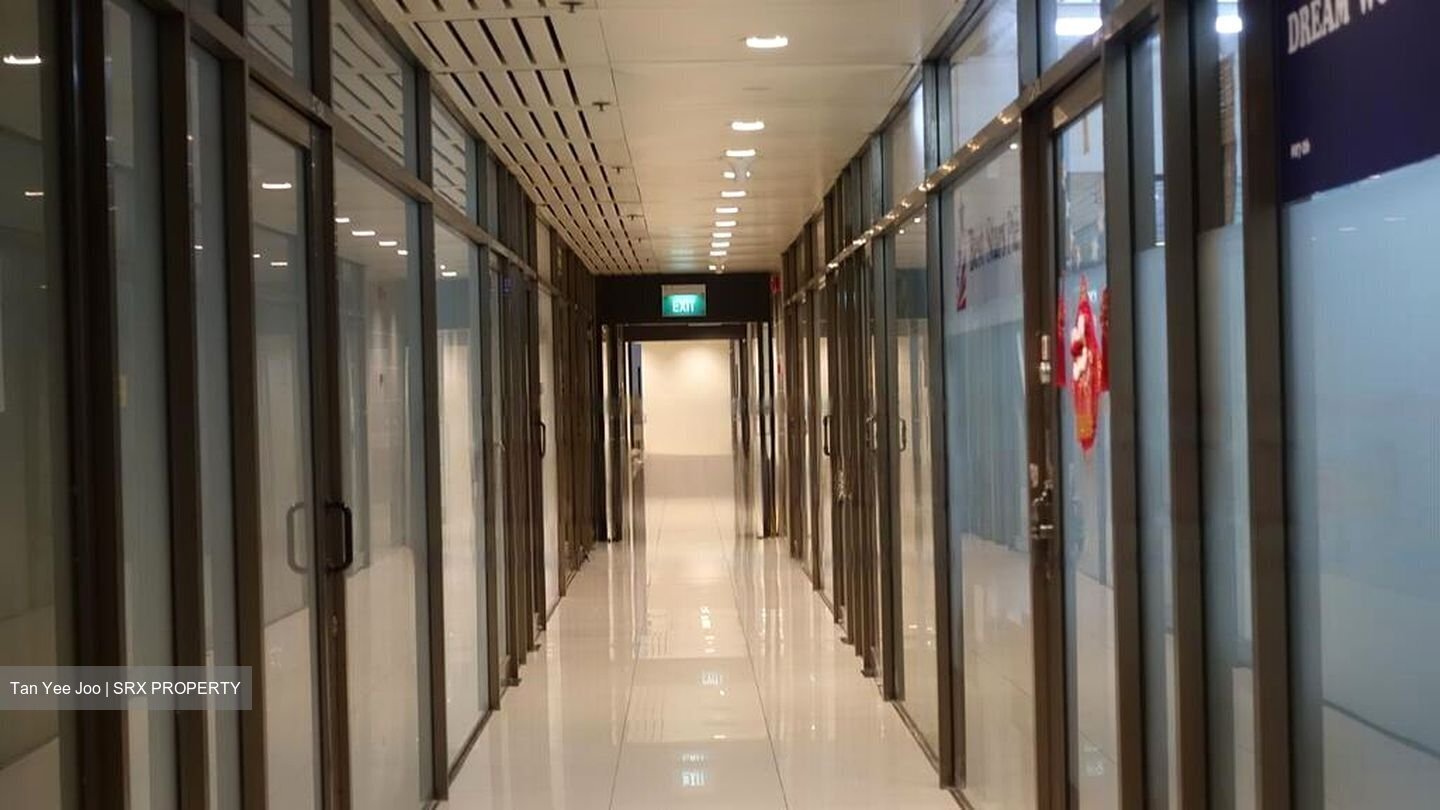 Peninsula Shopping Complex (D6), Office #456331731